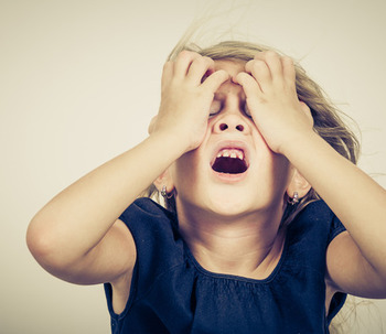 ¿Por qué mi hijo no me hace caso? 7 Trucos psicológicos para llamar su atención