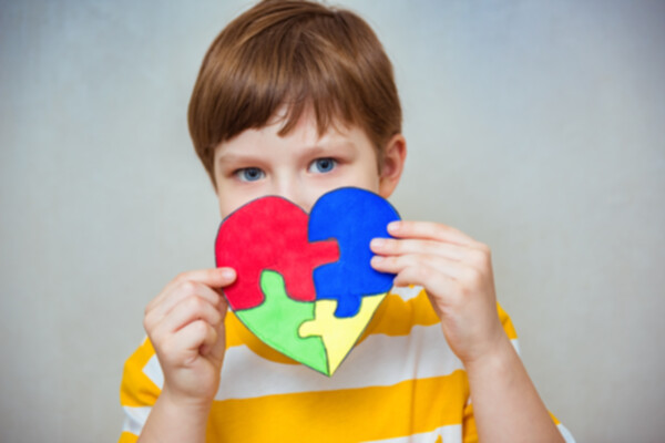 ¿Cómo identificar el autismo?