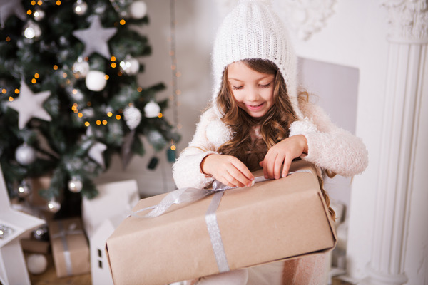 El problema del exceso de regalos en niños
