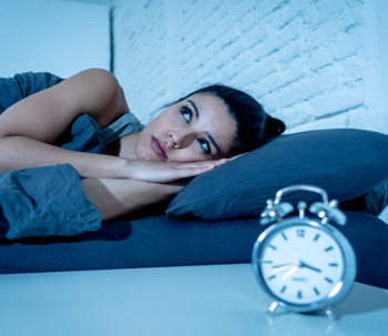 ¿Por qué sufres de insomnio y cuáles son sus consecuencias?