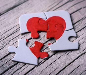 ¿Qué es la infidelidad emocional?