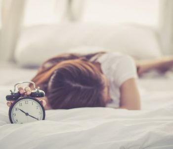 12 Técnicas de relajación para dormir bien y rápido