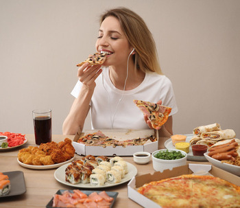 Hiperfagia (aumento del apetito): 7 Causas detrás del hambre insaciable