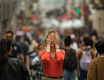 Enoclofobia (fobia a las multitudes): ¿Cómo afrontar esta sensación de agobio ante las aglomeraciones?