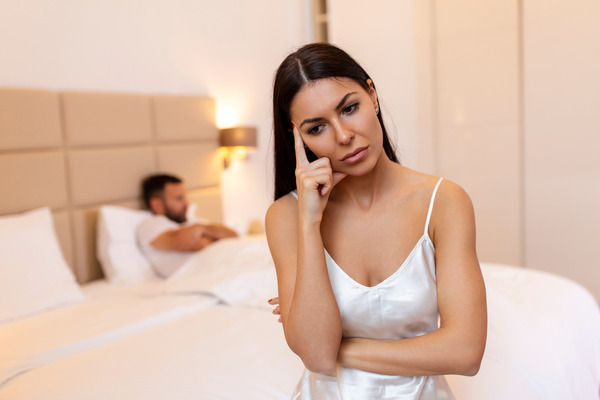 Por qué siento que mi pareja no me desea? 6 Motivos y cómo hablarlo -  