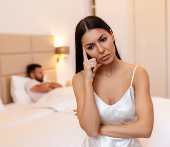 ¿Por qué siento que mi pareja no me desea? 6 Motivos y cómo hablarlo