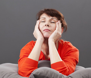 ¿Cómo levantar el ánimo en la menopausia? 8 Consejos para afrontarla