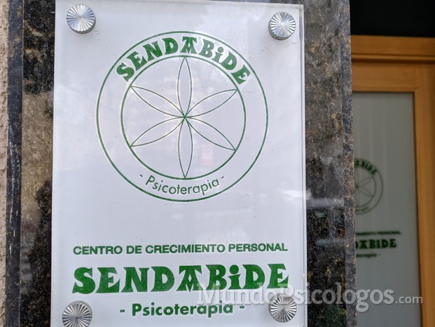 Logo de Centro Sendabide